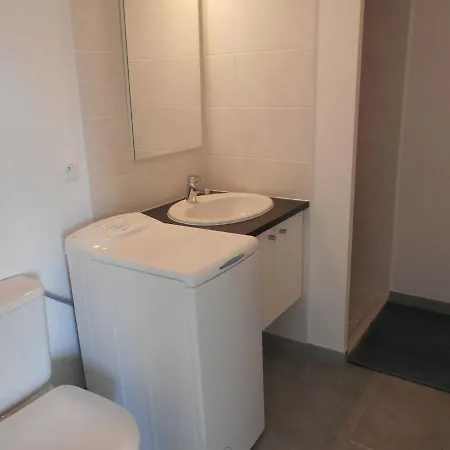 Apartamento Le Grau-du-roi, 2 Pieces, 6 Personnes - Fr-1-414-201